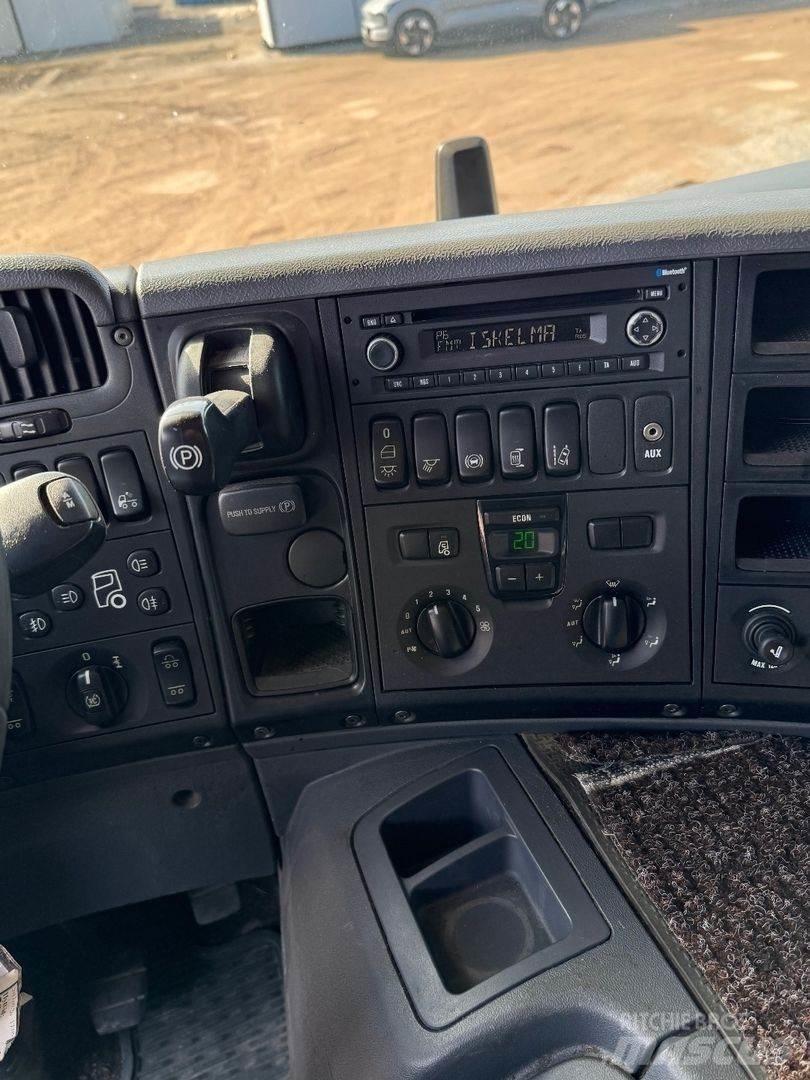 Scania P370 크레인 트럭