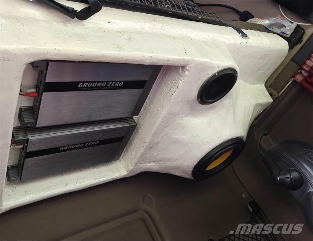 Scania R500 6x2 트랙터 유닛