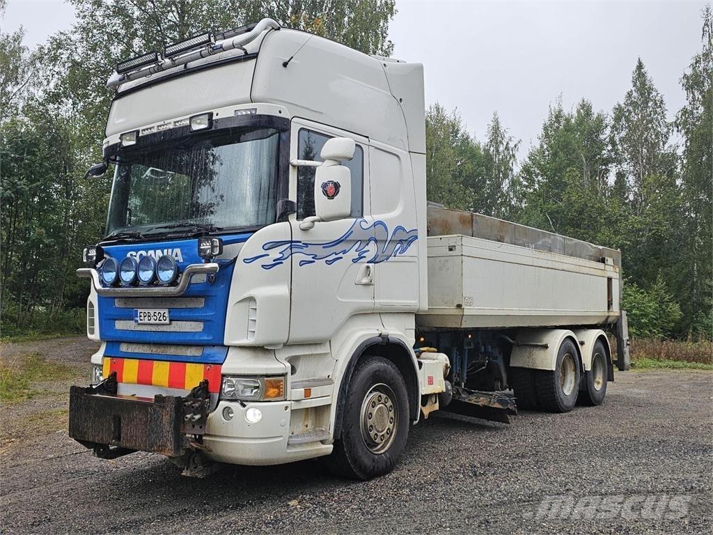Scania R560 6x2 시립/다목적 차량