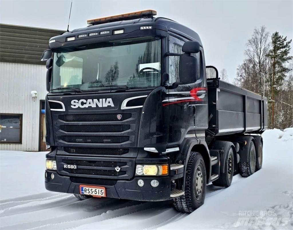 Scania R580 8x4 덤프 트럭