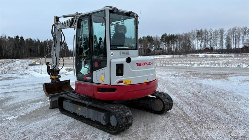 Takeuchi TB257FR 소형 굴삭기 7톤 미만