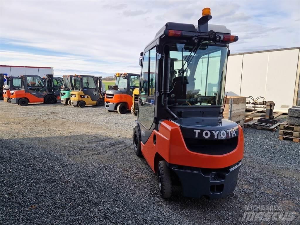 Toyota 52-8FDF25 디젤 지게차