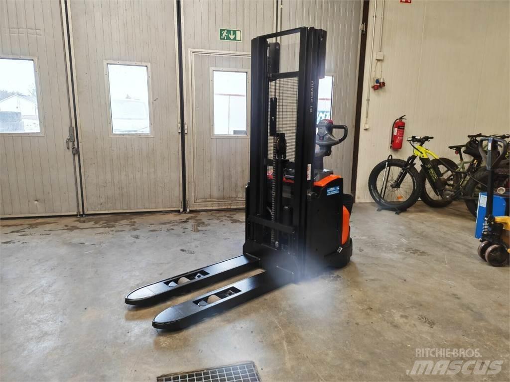 Toyota SWE120L 그 외 지게차