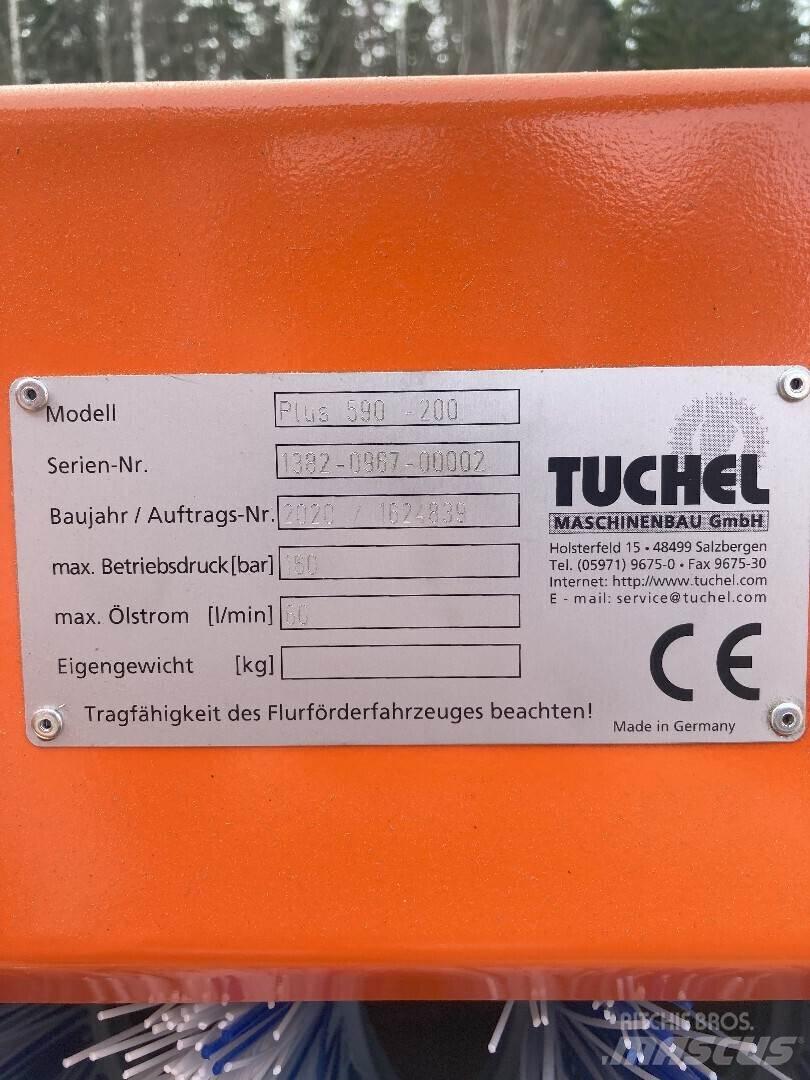 Tuchel Plus 590 도로 청소차