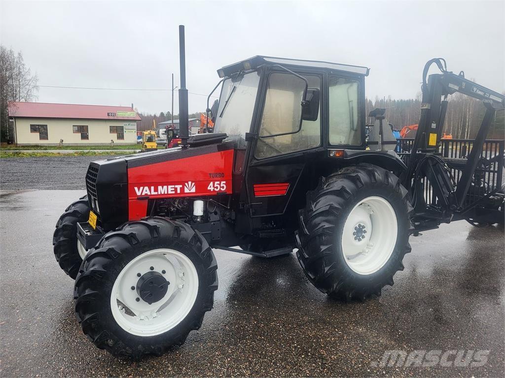 Valmet 455 트랙터