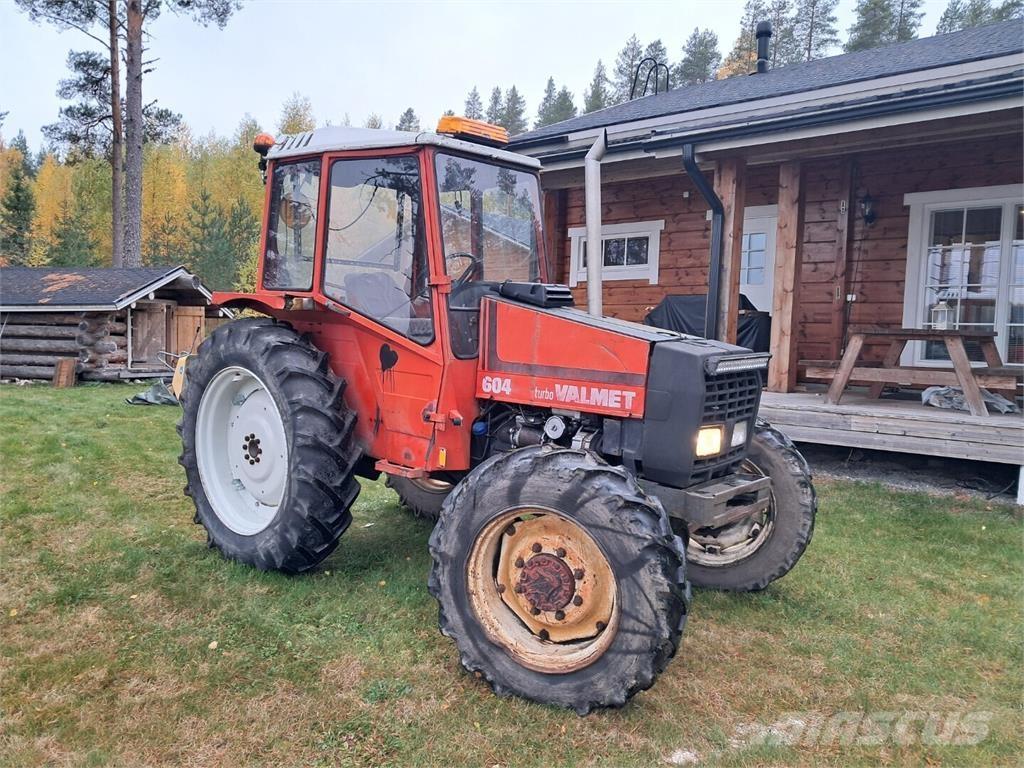 Valmet 604 트랙터