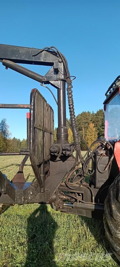 Valmet 702 원목 포워더