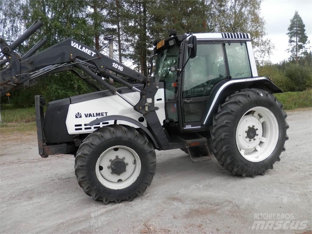 Valmet 8000 트랙터