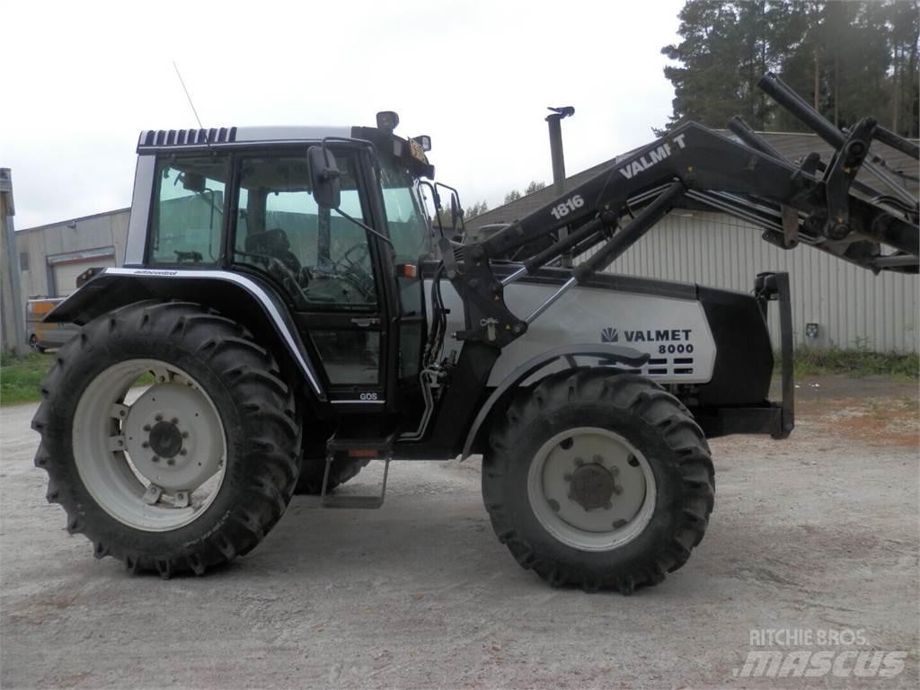 Valmet 8000 트랙터