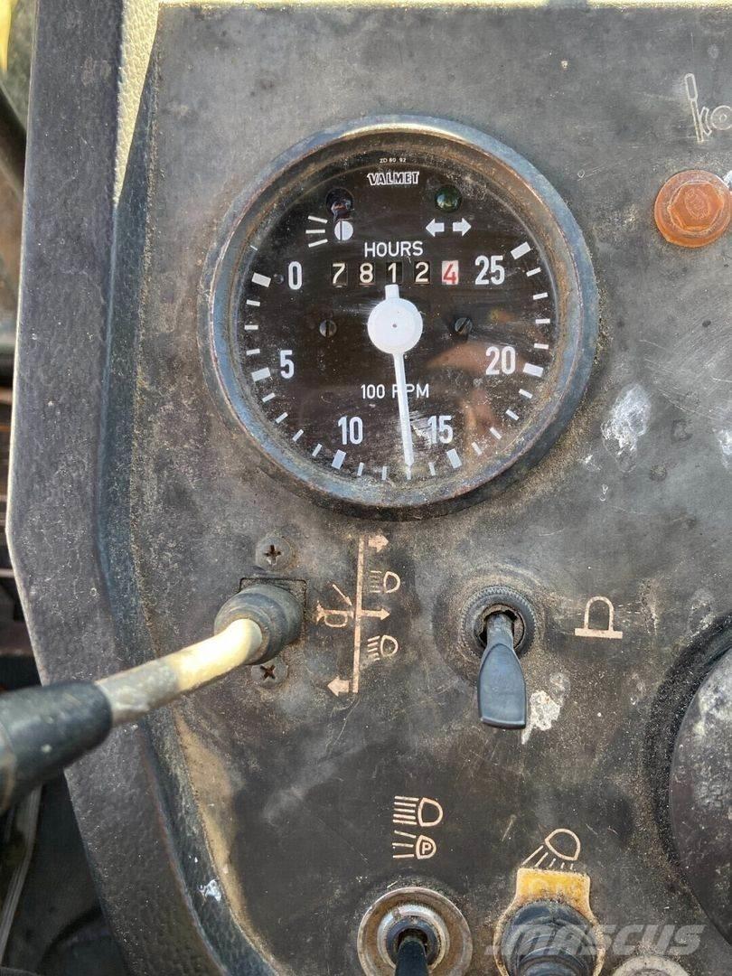 Valmet 802 트랙터