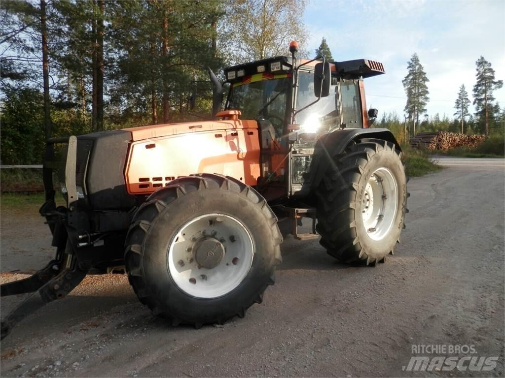 Valmet 8550 트랙터