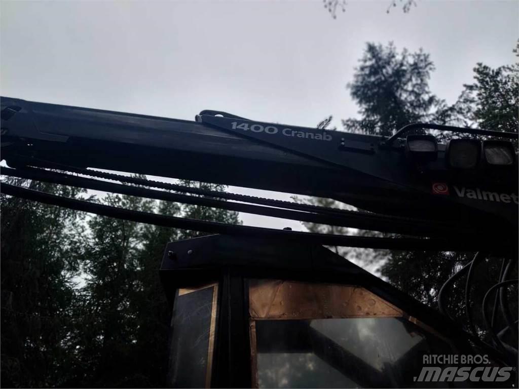 Valmet 911 원목 하베스터