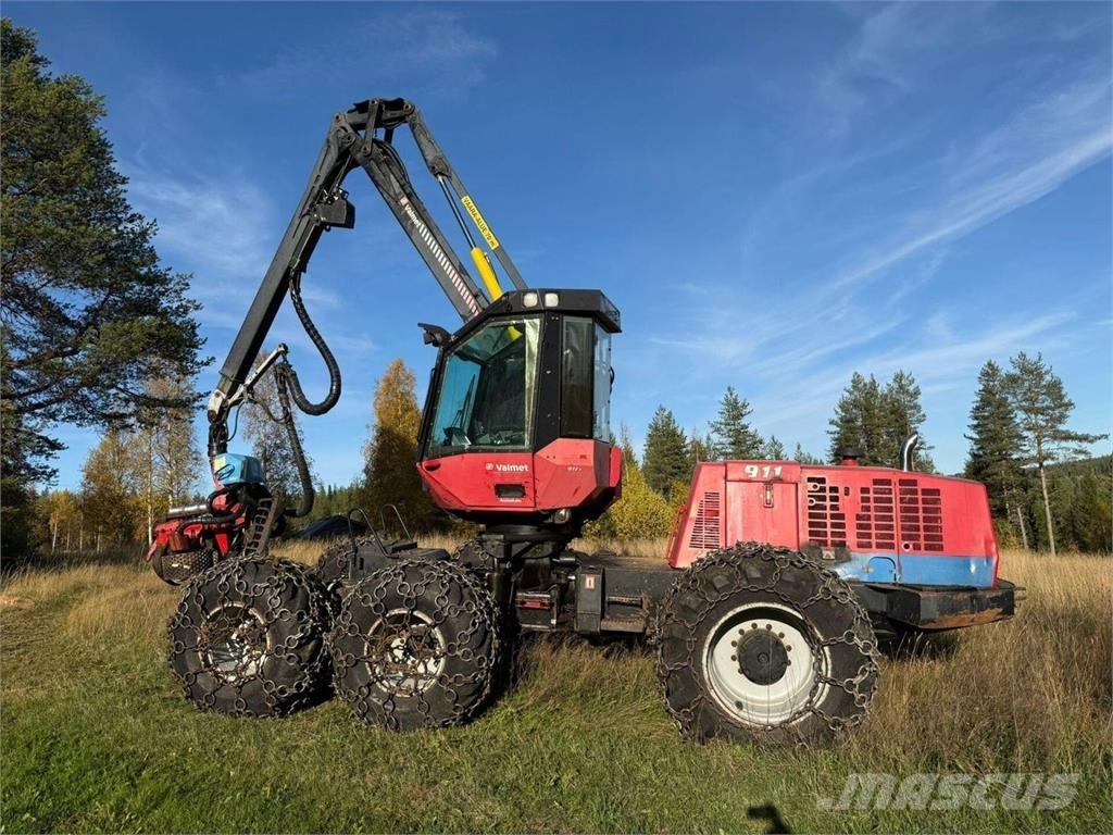 Valmet 911 원목 하베스터