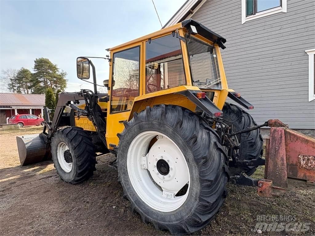Valmet 915 트랙터