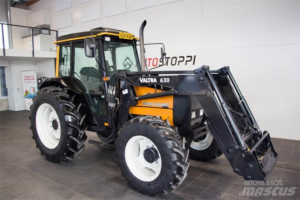 Valtra 800 트랙터