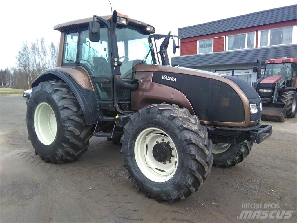Valtra T 170 트랙터
