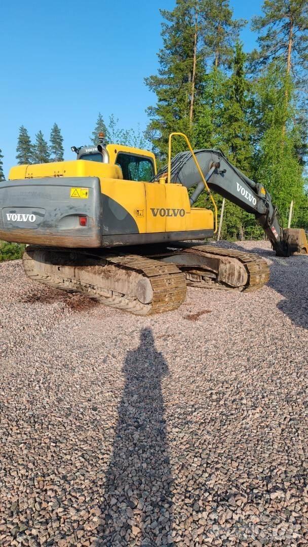 Volvo 210 B 대형 굴삭기 29톤 이상