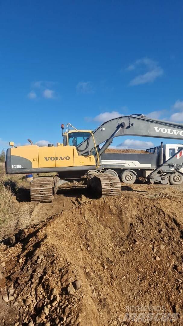 Volvo 210C 대형 굴삭기 29톤 이상