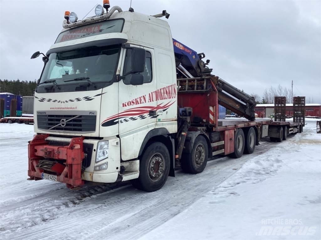 Volvo 8x4 크레인 트럭