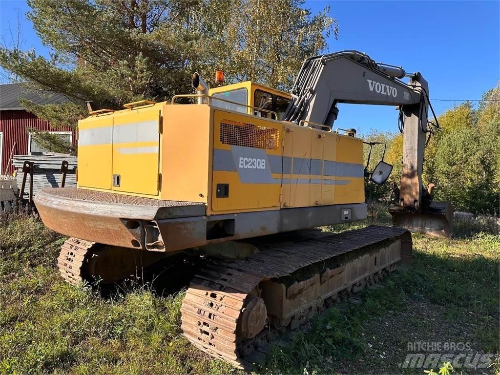 Volvo EC230B 대형 굴삭기 29톤 이상