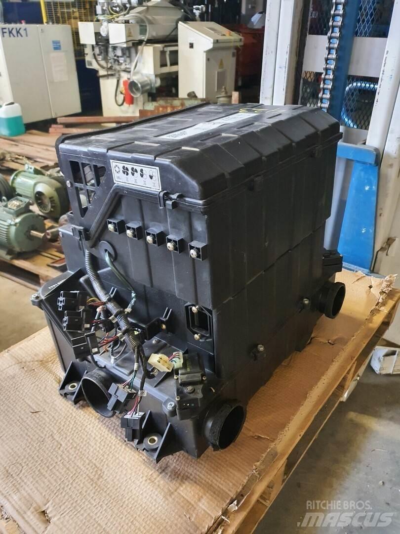 Volvo EC250D 기타 부품  