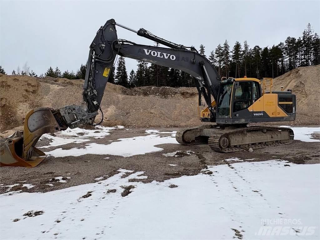 Volvo EC250EL 대형 굴삭기 29톤 이상