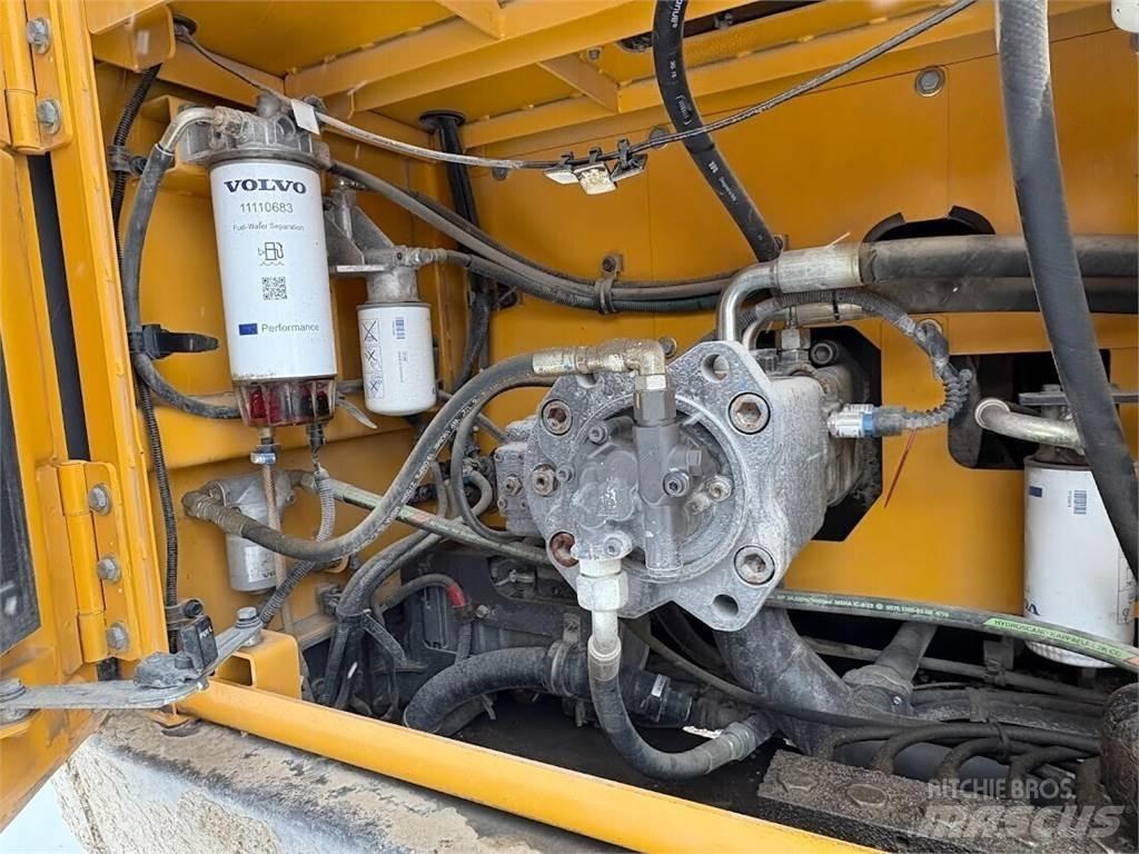 Volvo EC250EL 대형 굴삭기 29톤 이상