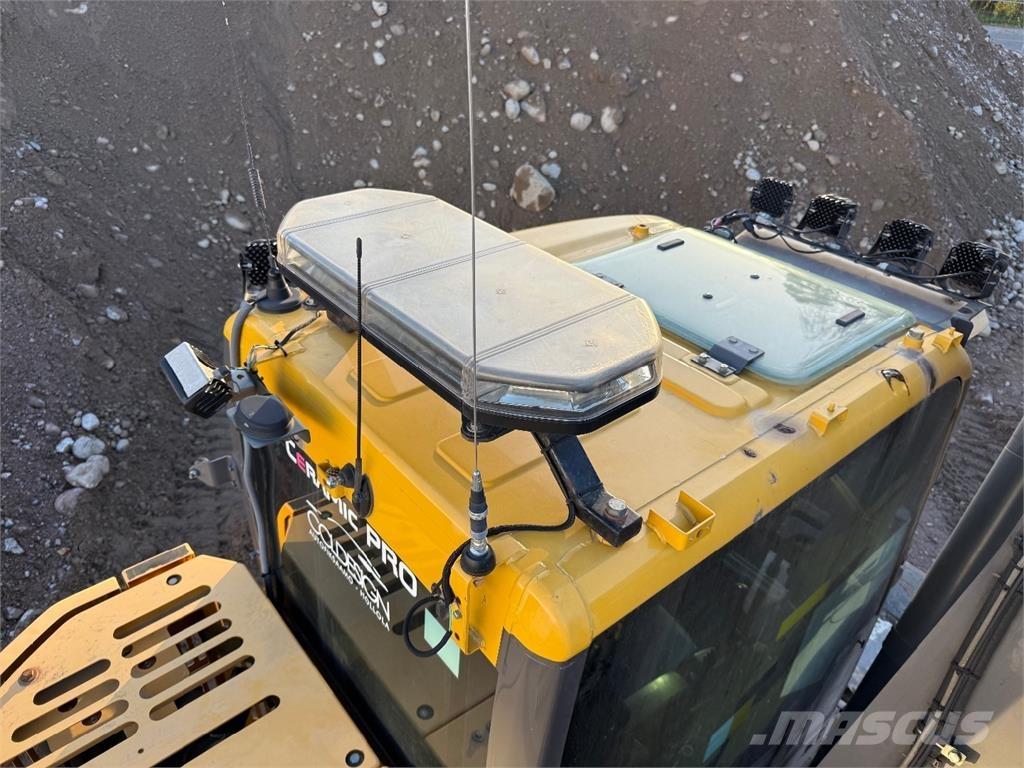 Volvo ECR235DL 대형 굴삭기 29톤 이상