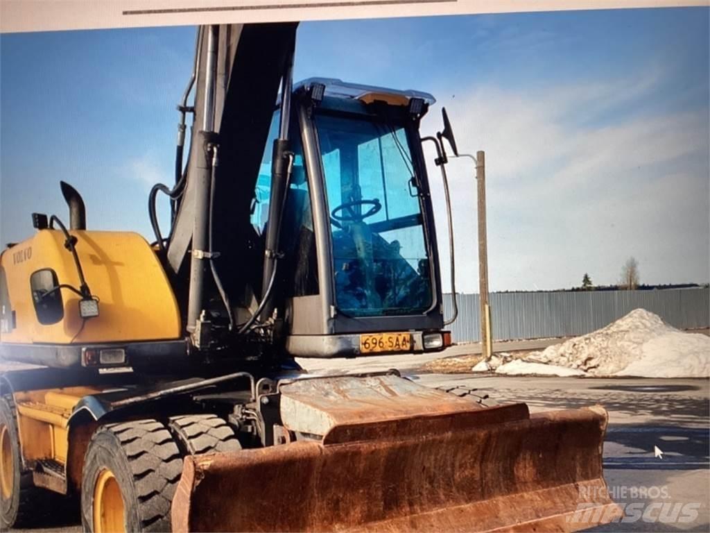 Volvo EW  휠 굴삭기