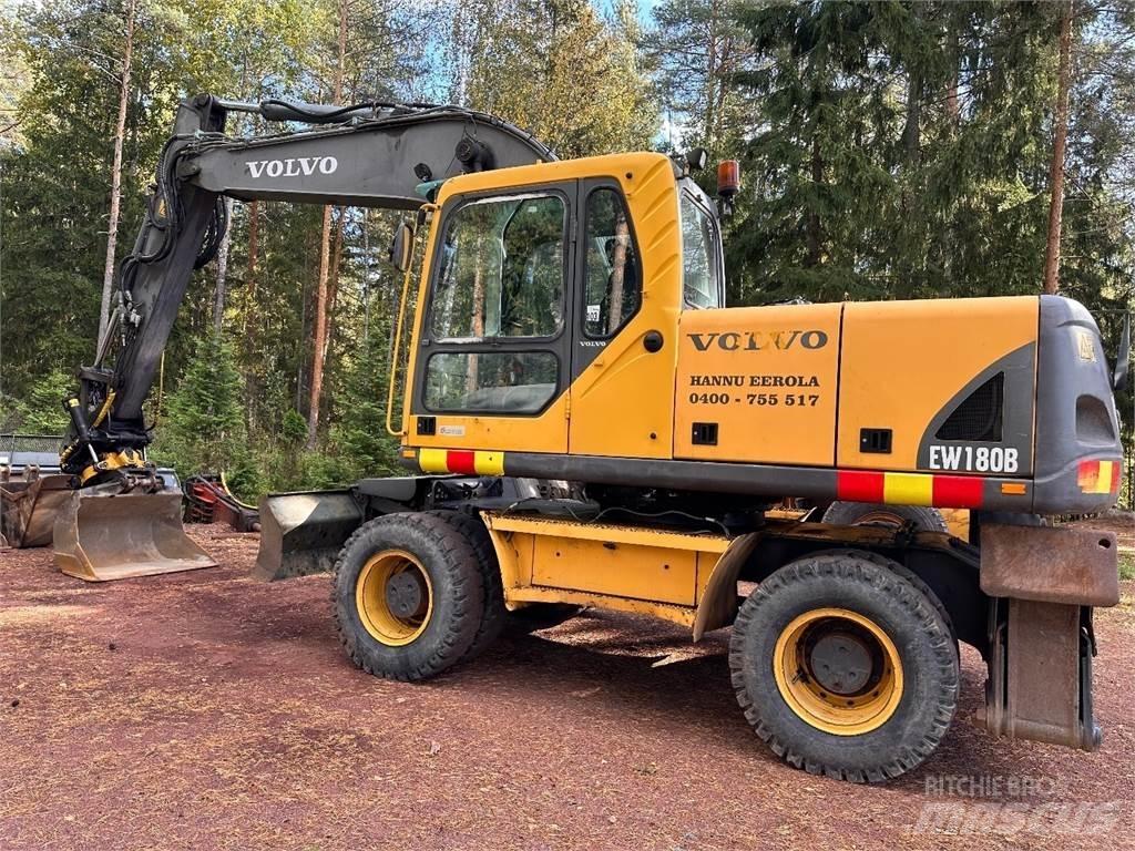 Volvo EW180B  휠 굴삭기