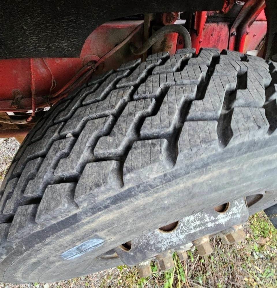 Volvo F720 훅 리프트 트럭