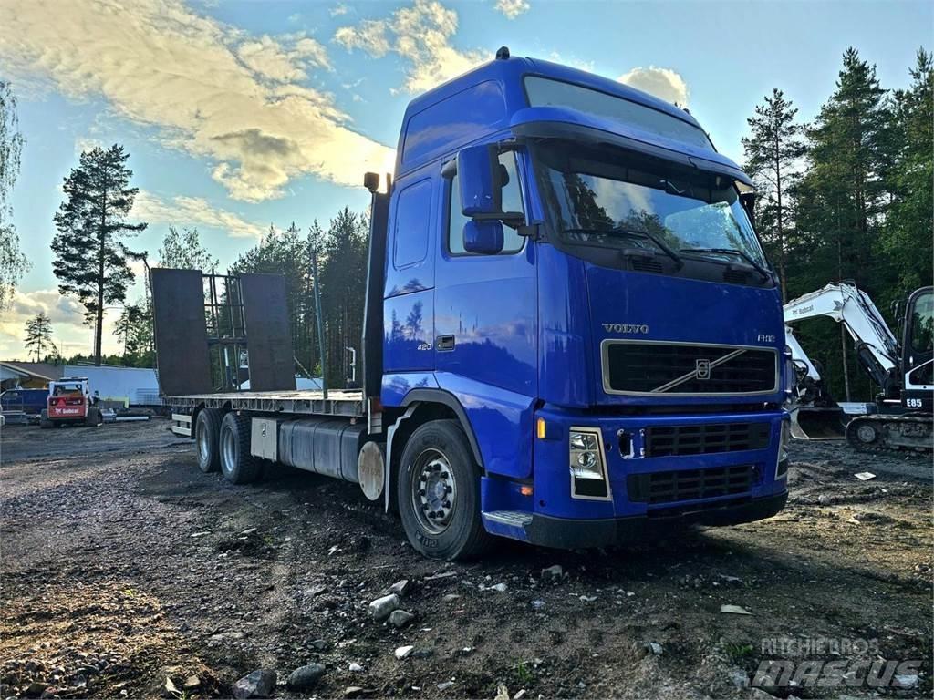 Volvo FH12 6x2 플랫베드/드롭사이드 트럭