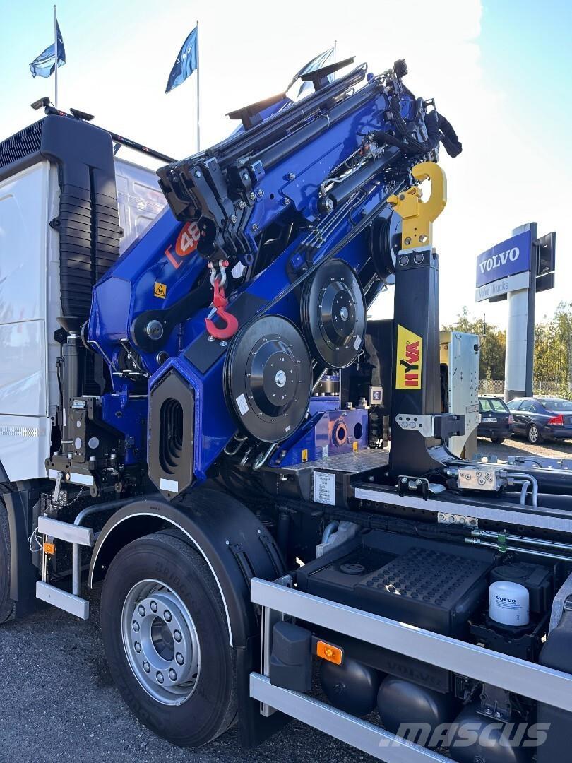 Volvo FH13 8x4 크레인 트럭