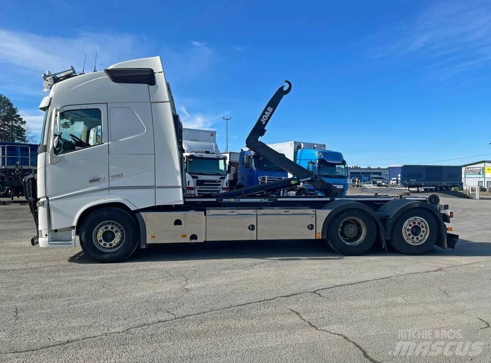 Volvo FH16 6x2 -13 훅 리프트 트럭
