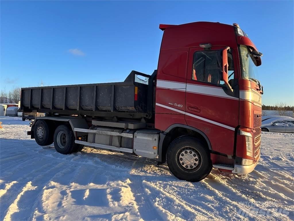 Volvo FH540 훅 리프트 트럭