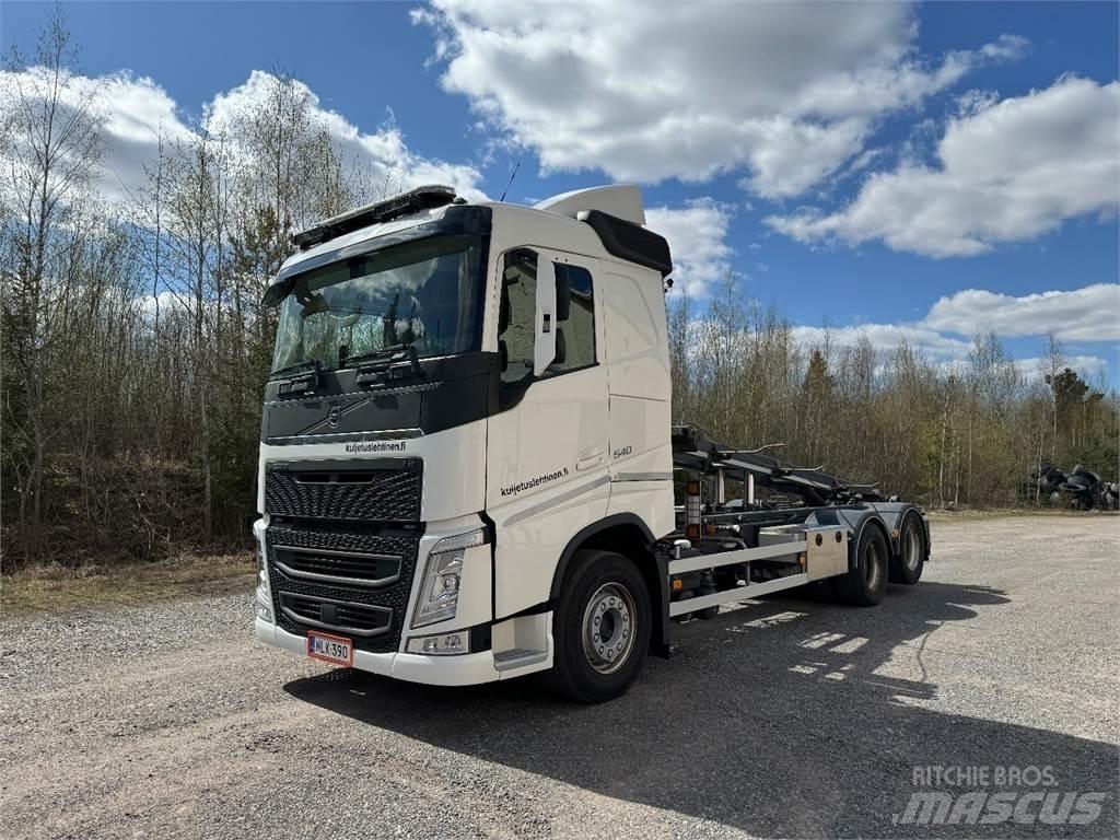 Volvo FH540 훅 리프트 트럭