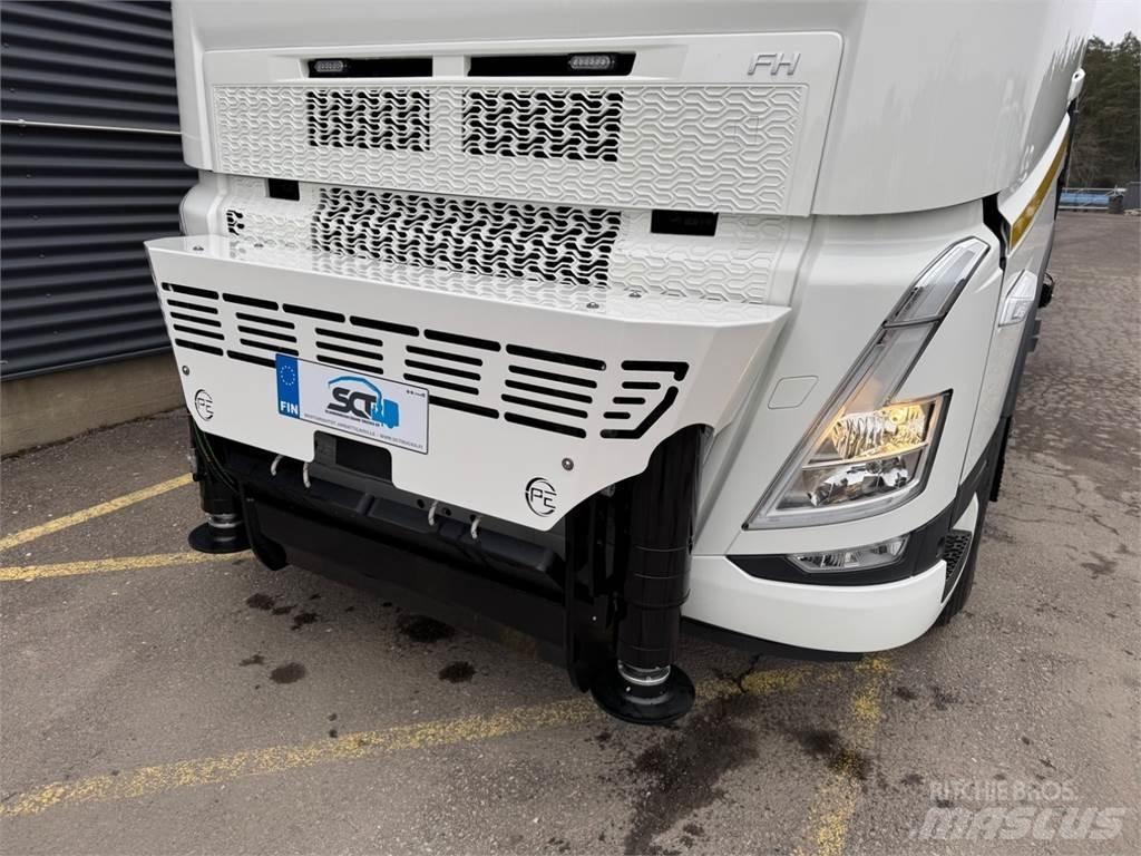 Volvo FH540 10X4 크레인 트럭