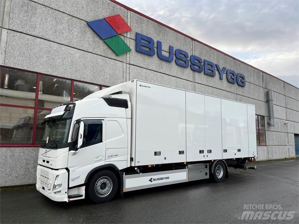 Volvo FM330 4x2 탑차 트럭