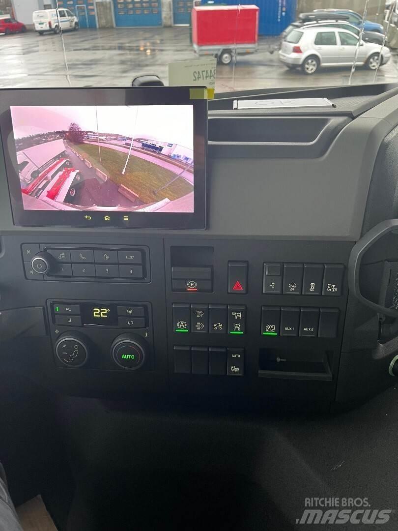Volvo FM330 4x2 탑차 트럭