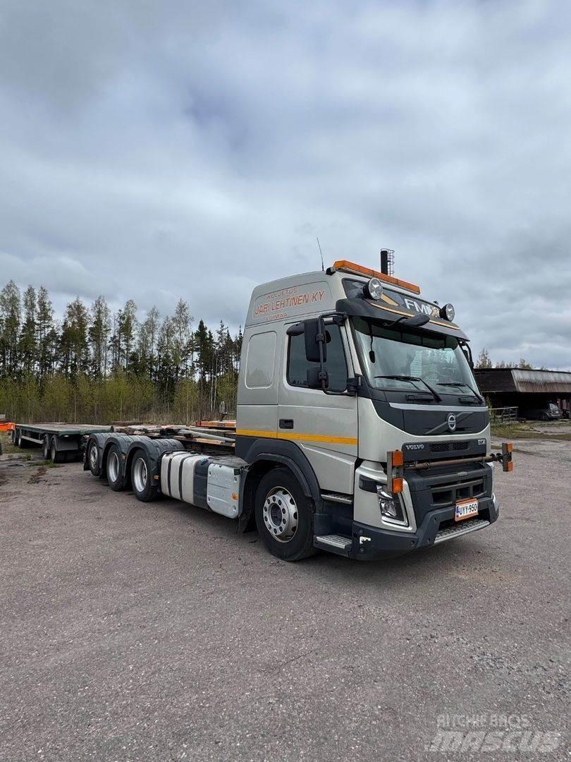 Volvo FMX 540 훅 리프트 트럭