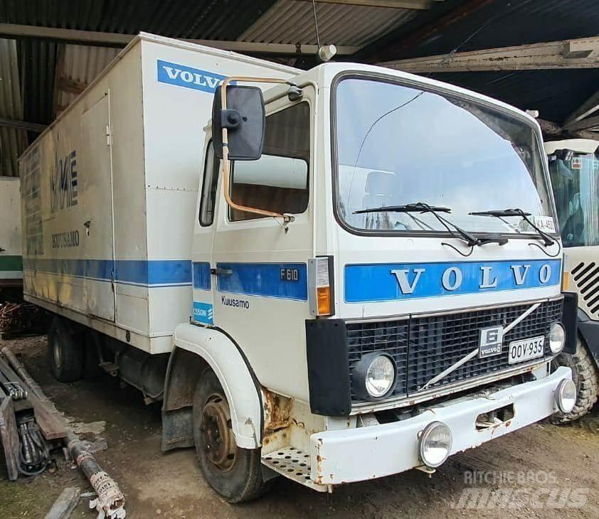 Volvo huoltoauto 탑차 트럭
