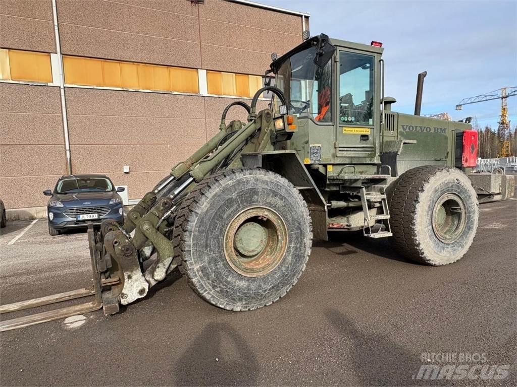 Volvo L 120 B  휠로우더