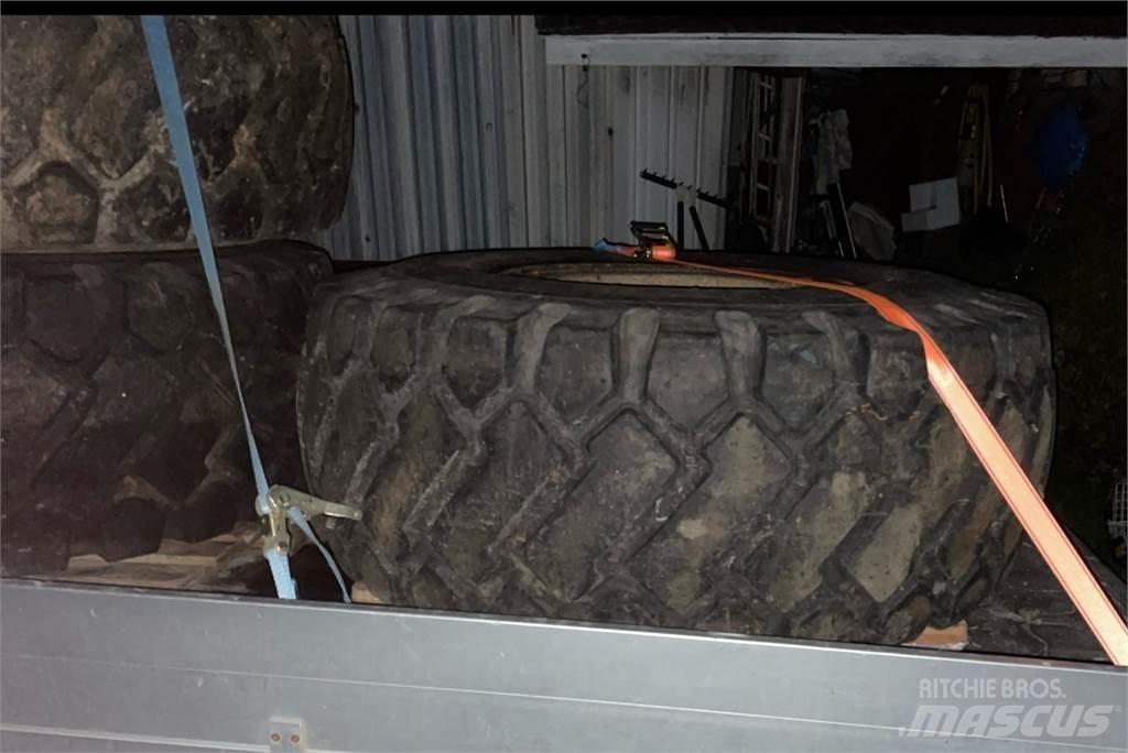 Volvo L120C  휠로우더
