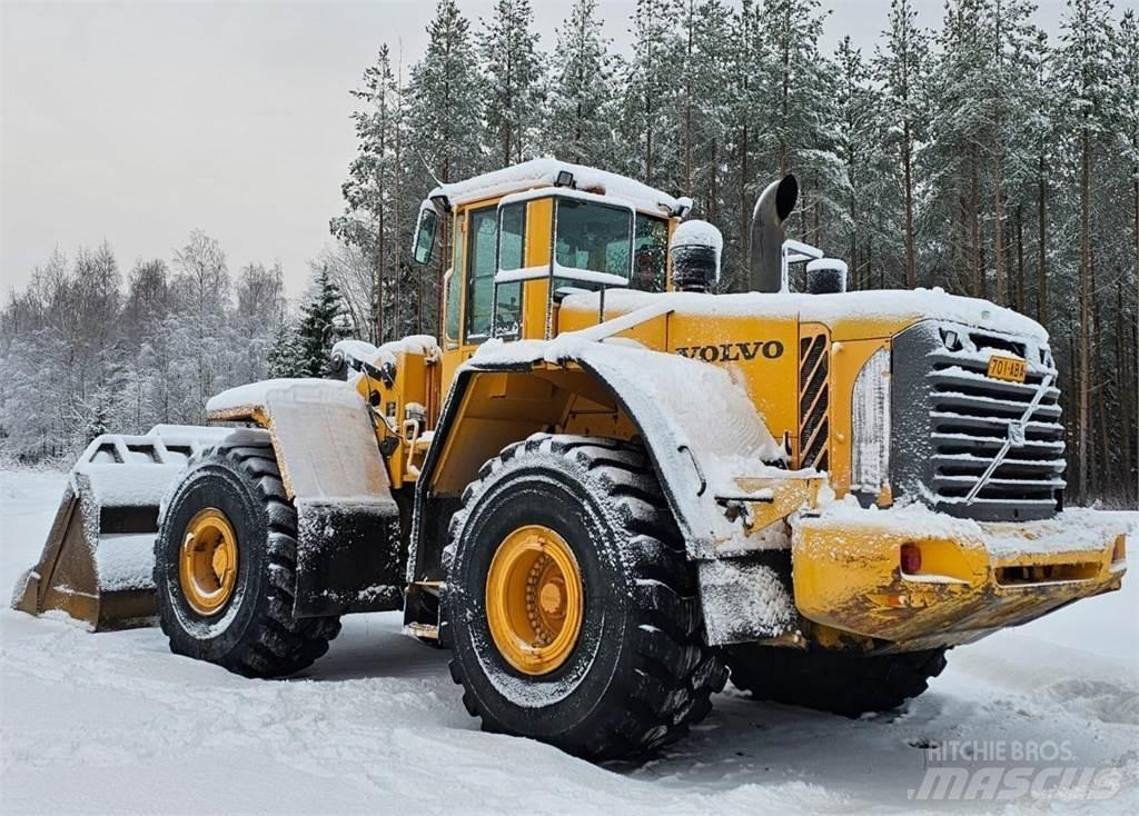 Volvo L220E  휠로우더