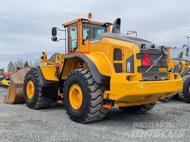 Volvo L250H  휠로우더