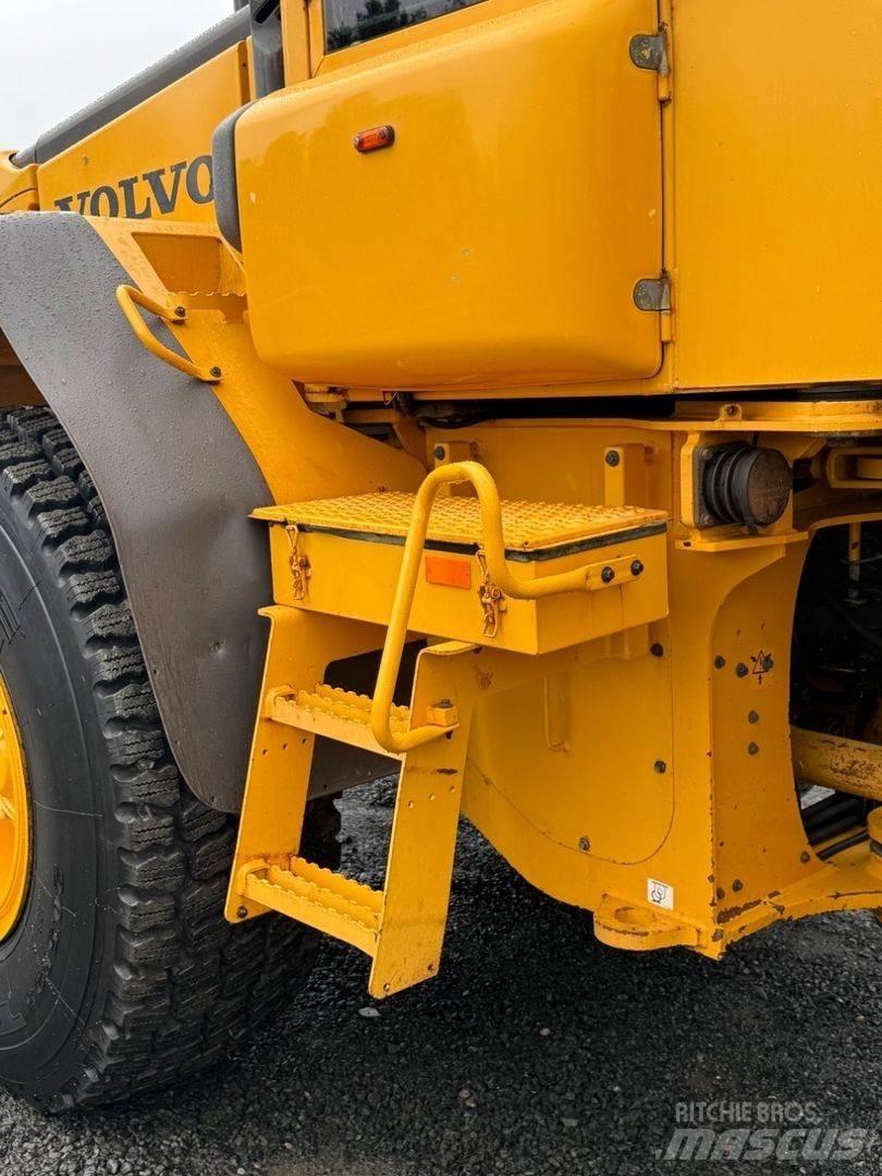 Volvo L60E  휠로우더