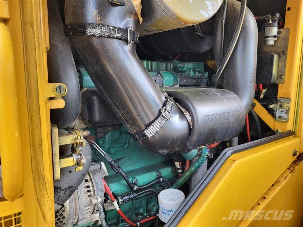 Volvo L60F  휠로우더