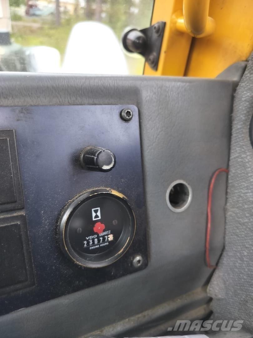 Volvo L70C  휠로우더