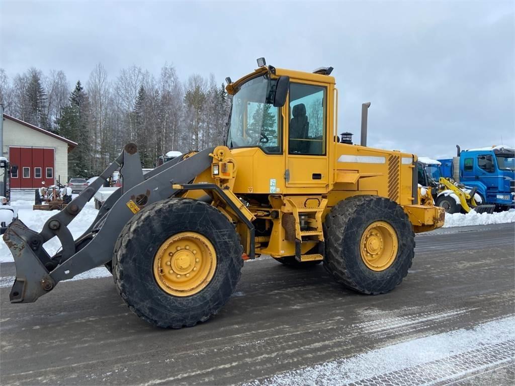 Volvo L70D  휠로우더