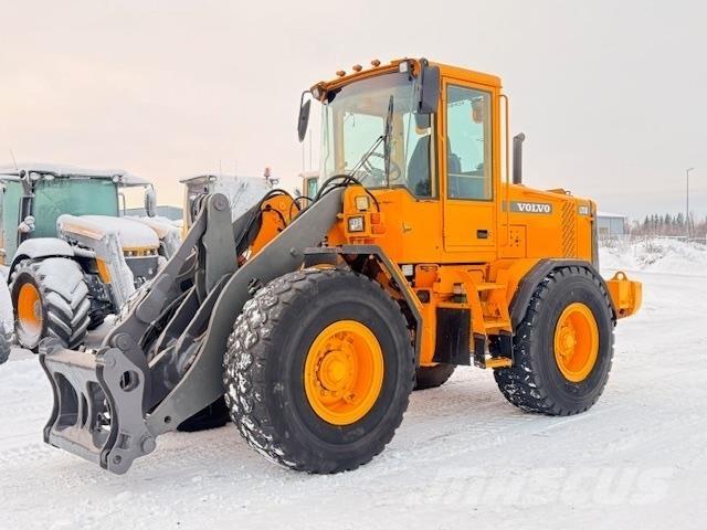 Volvo L70D  휠로우더